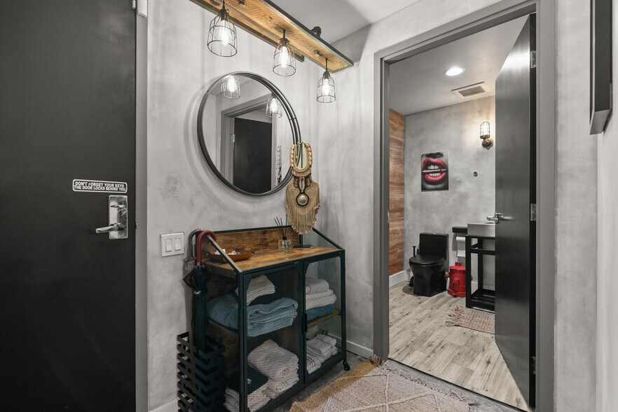 More Photos Of 302-390 11th Ave, San Diego Apartments For Sale