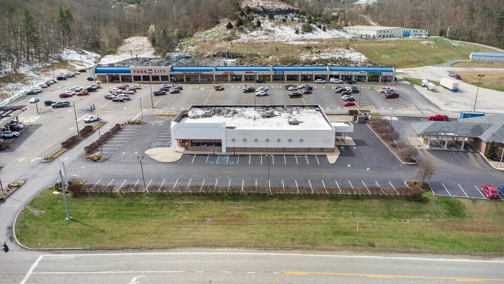 More Photos Of 60 Business US 23 N, Louisa Freestanding For Lease