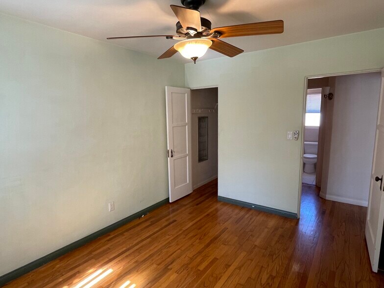 More Photos Of 4333 Utah St, San Diego Apartments For Sale