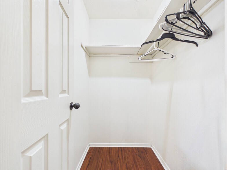 More Photos Of 1349 Jefferson Dr, Port Arthur Apartments For Sale