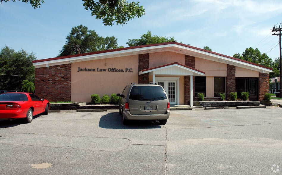 More Photos Of 1830 Walton Way, Augusta Office Residential For Sale