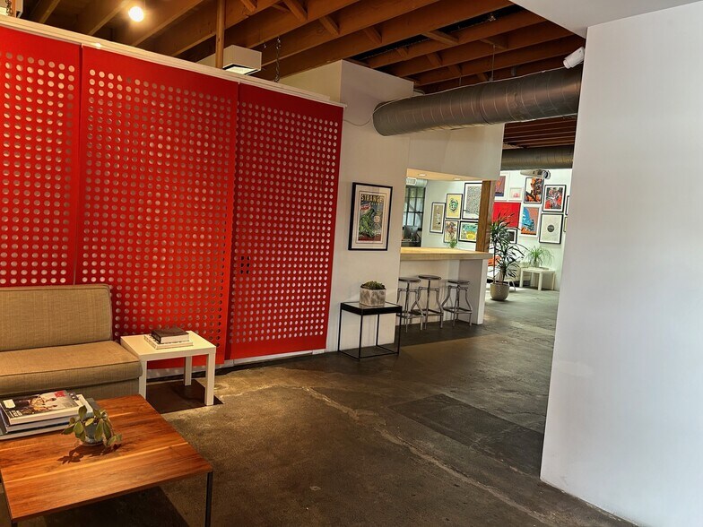 More Photos Of 2254 S Sepulveda Blvd, Los Angeles Loft Creative Space For Lease