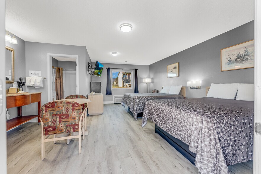 More Photos Of 21507 Seneca Trl, Marlinton Hotel For Sale