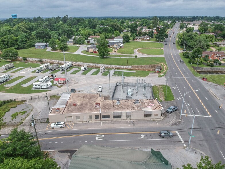 More Photos Of 2300 2nd Ave E, Tuscaloosa Office For Sale
