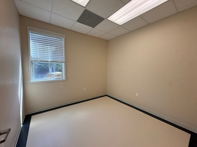 More Photos Of 3400 Bienville Rd, New Orleans Medical For Lease