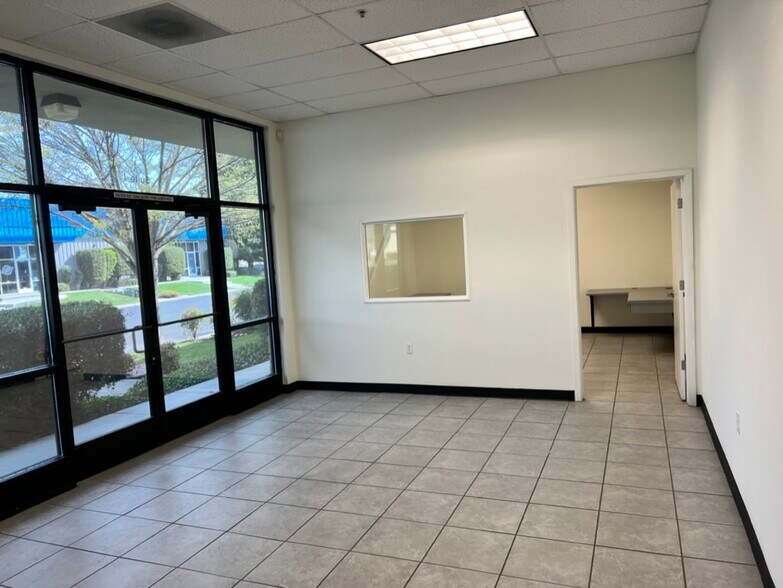 More Photos Of 4609 Glass Ct, Modesto Warehouse For Lease