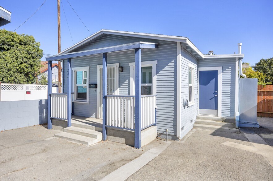 More Photos Of 1224 S Mesa St, San Pedro Apartments For Sale