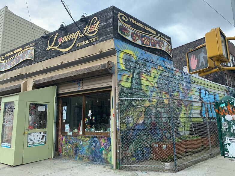 More Photos Of 76 Bushwick Ave, Brooklyn Restaurant For Lease