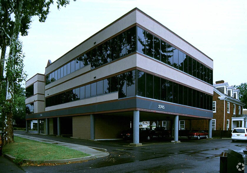 More Photos Of 2745 N Front St, Harrisburg Medical For Sale