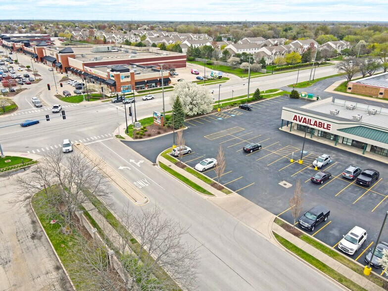 More Photos Of 852 Sharp Dr, Shorewood Unknown For Lease