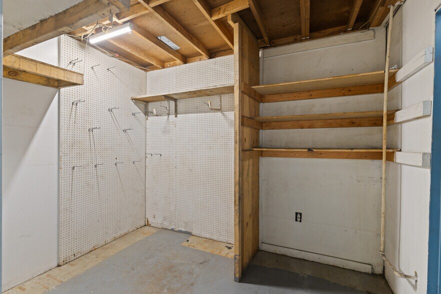 More Photos Of 947 Quayle ave, Salt Lake City Industrial For Lease