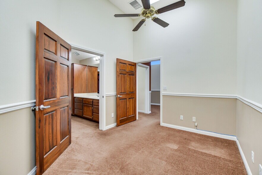 More Photos Of 34590 W County Line Rd, Yucaipa Storefront Retail Office For Lease