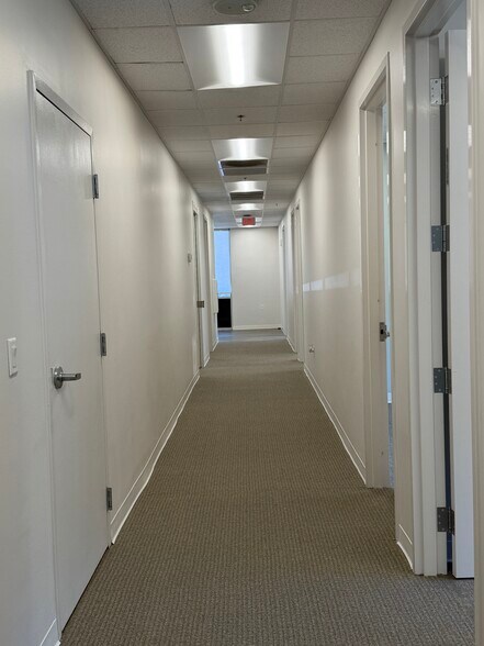 More Photos Of 2209 Abbott Martin Rd, Nashville Apartments For Lease