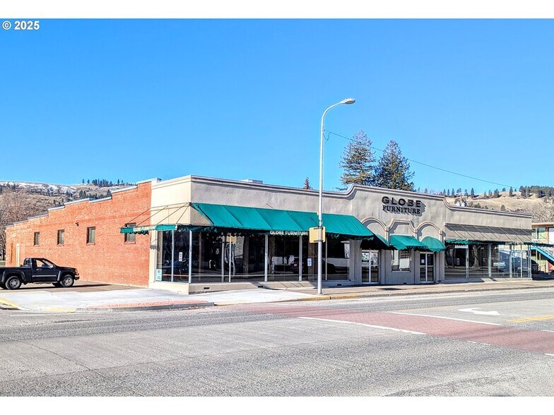 Primary Photo Of 1520 Adams Ave, La Grande Storefront Retail Office For Sale