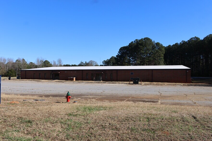 More Photos Of 225 Clover Ave, Comer Religious Facility For Sale