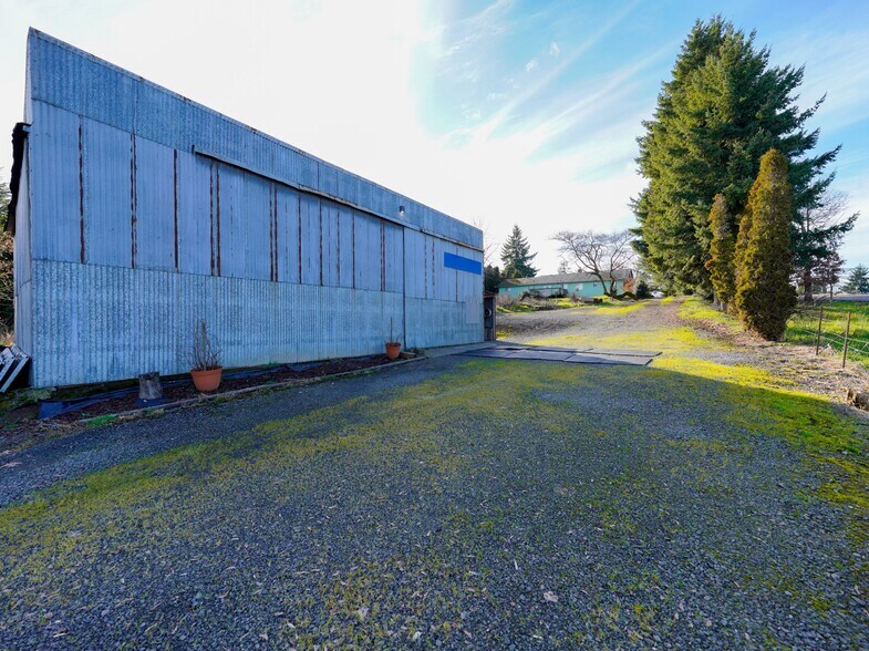 More Photos Of 4856 32nd Ave SE, Salem Industrial For Sale