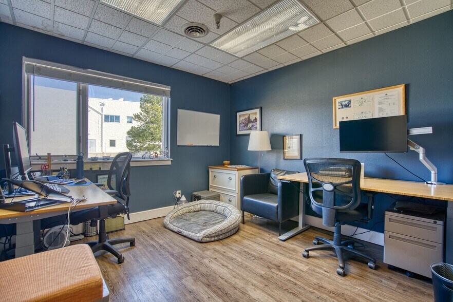 More Photos Of 2805 Wilderness Pl, Boulder Manufacturing For Lease