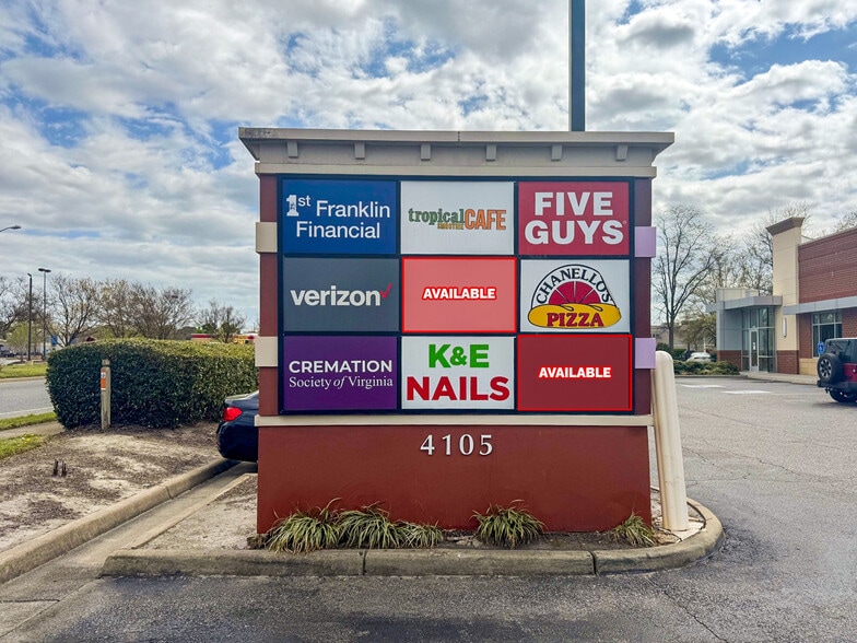 More Photos Of 4105-4109 Chesapeake Square Blvd, Chesapeake Storefront For Lease