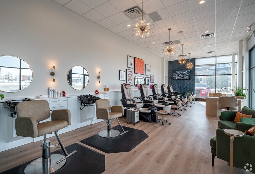 More Photos Of 15730 Emperor Ave, Apple Valley General Retail For Sale