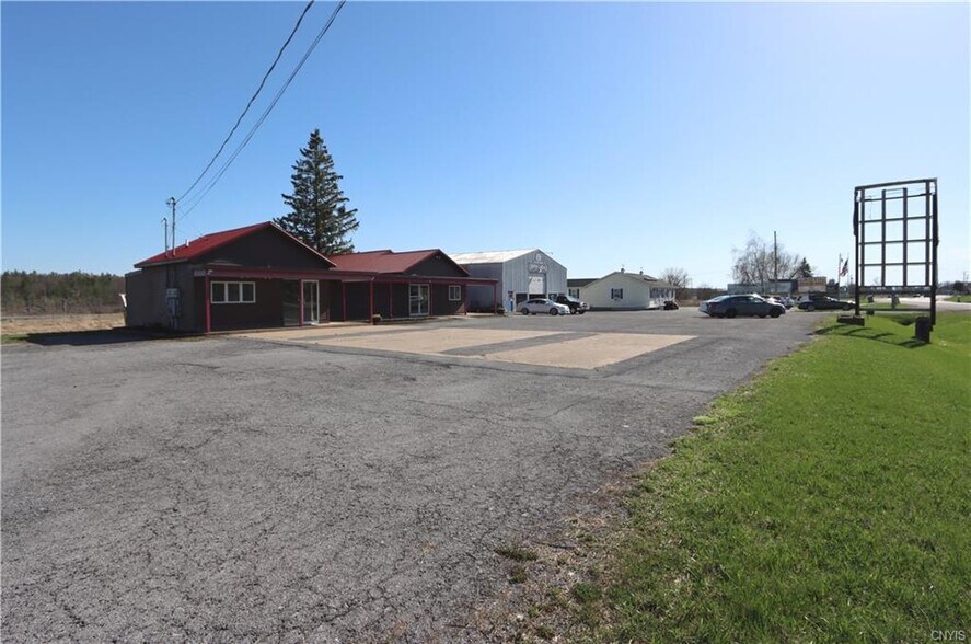 More Photos Of 43748/43752 NY-12 Rt, Alexandria Bay Freestanding For Sale