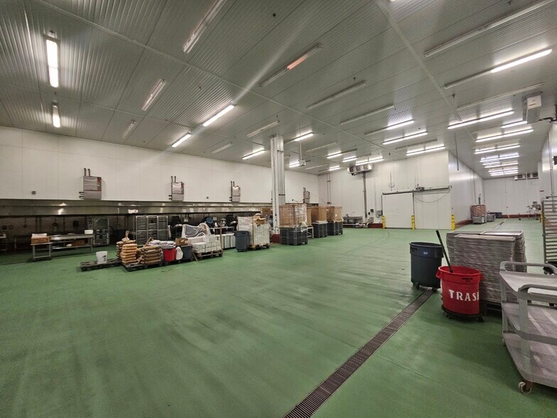 More Photos Of 12 S Middlesex Ave, Monroe Township Food Processing For Sale