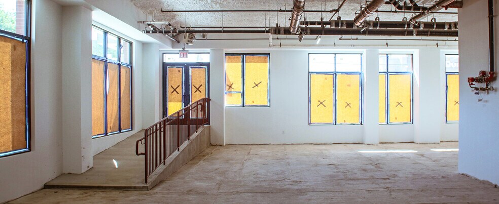 More Photos Of 700 E 241st St, Bronx Apartments For Lease