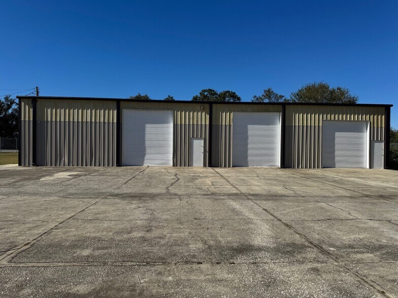 Primary Photo Of 4411 Holden Rd, Lakeland Warehouse For Sale