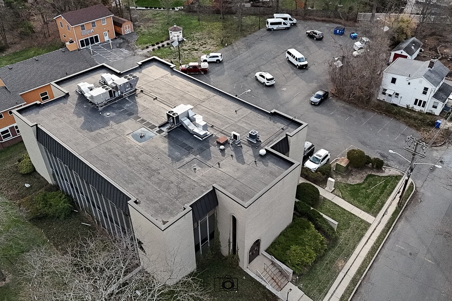 More Photos Of 1215 Livingston Ave, North Brunswick Office For Sale