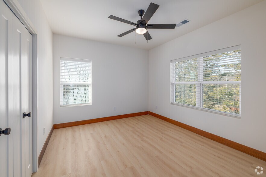 More Photos Of 2222 Two Rivers Blvd, Sevierville Apartments For Sale