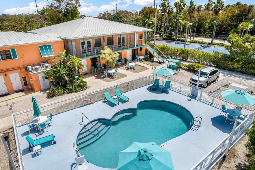 More Photos Of 97850 Overseas Hwy, Key Largo Hotel For Sale