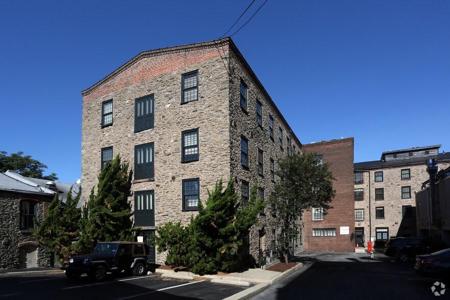 More Photos Of 4312 Main St, Philadelphia Apartments For Lease