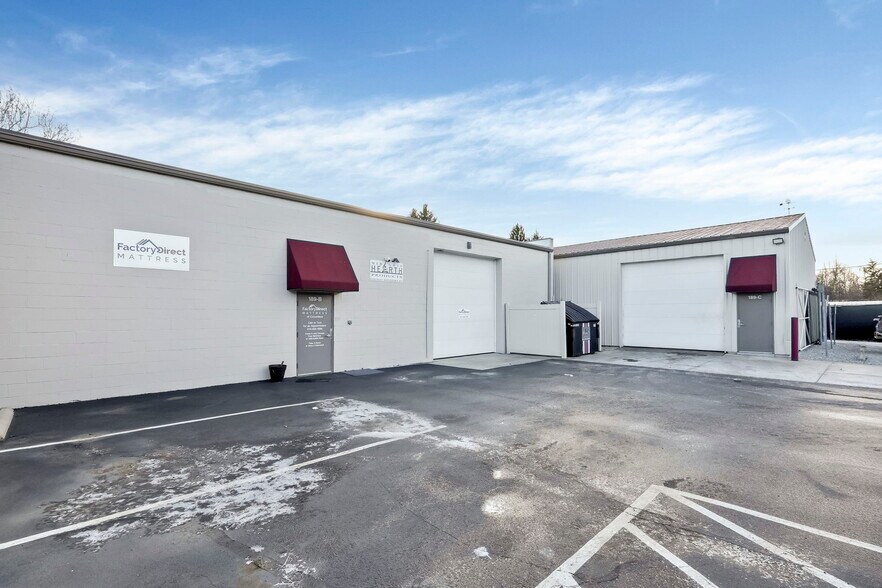 More Photos Of 187-189 W Johnstown Rd, Gahanna Warehouse For Lease