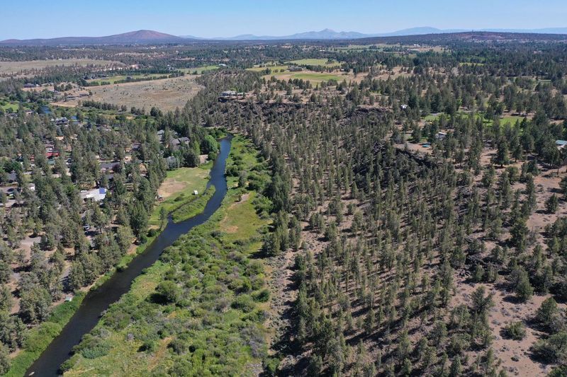 More Photos Of 19975 Tumalo Rd, Bend Land For Sale