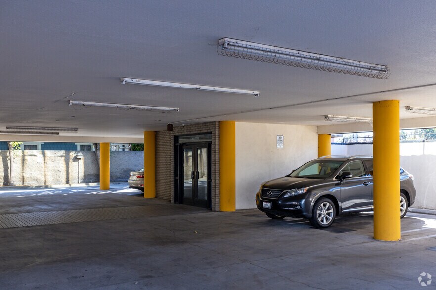 More Photos Of 980 Atlantic Ave, Long Beach Medical For Sale