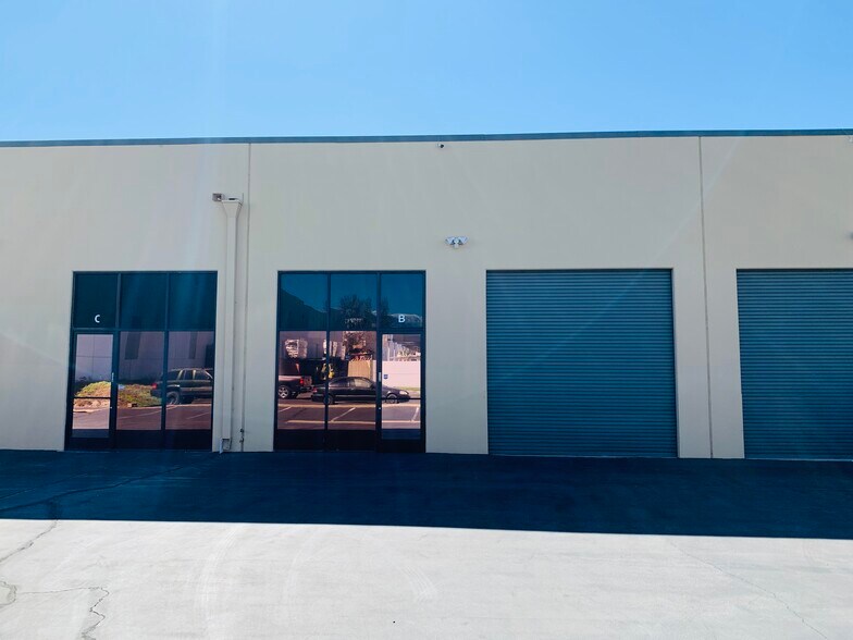 More Photos Of 13921 Sycamore Way, Chino Warehouse For Lease