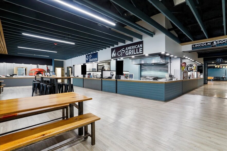 More Photos Of 985 Baltimore Pike, Gettysburg Storefront For Sale