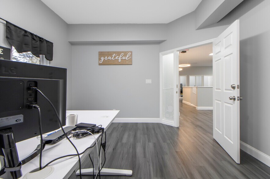 More Photos Of 4200 Evergreen Ln, Annandale Medical For Sale