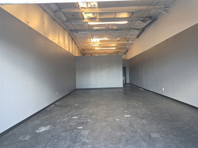 More Photos Of 1304 22nd St, Orlando Warehouse For Lease