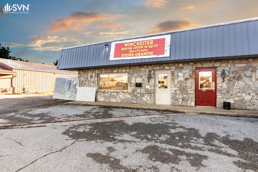 More Photos Of 514 S 3rd St, Danville General Retail For Lease