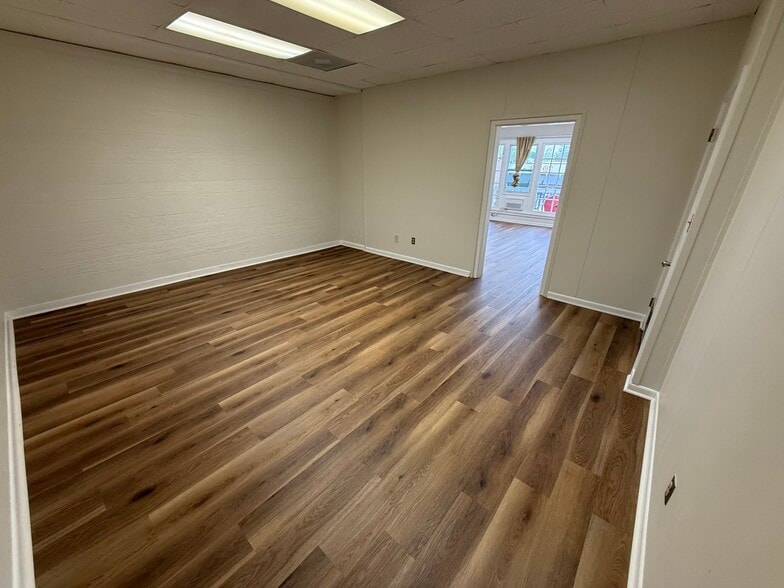 More Photos Of 2323 Main St, Tucker Loft Creative Space For Lease