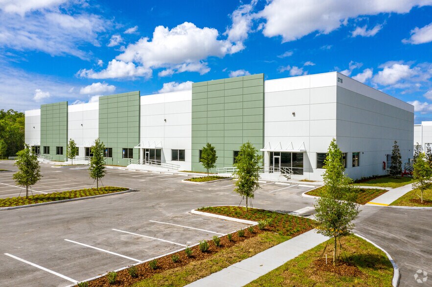 More Photos Of 3401 Mercy Star Ct, Orlando Unknown For Lease