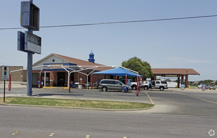 Primary Photo Of 6709 Dick Lewis Dr, North Richland Hills Carwash For Sale