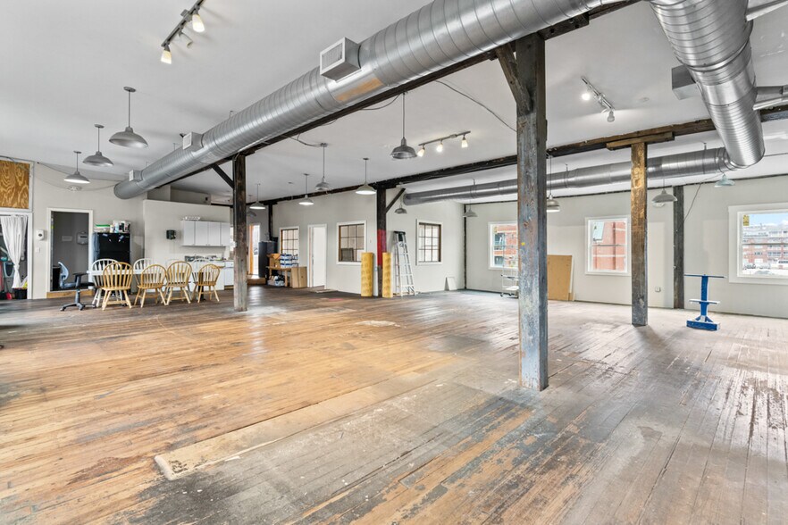 More Photos Of Custom House Wharf Street, Portland General Retail For Lease