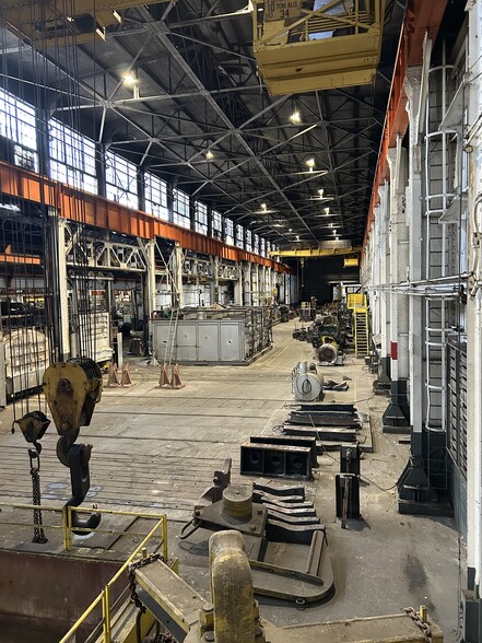 More Photos Of 601 W 7th Ave, Homestead Manufacturing For Lease