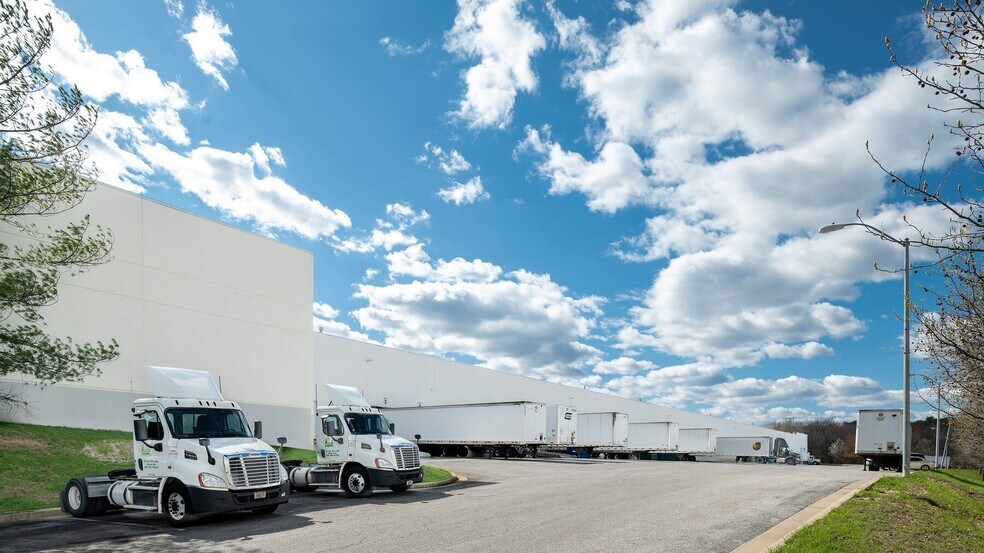 More Photos Of 6745 Business Pky, Elkridge Unknown For Sale