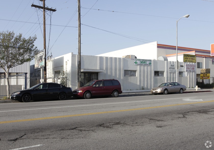 Primary Photo Of 12926 Saticoy St, North Hollywood Warehouse For Lease