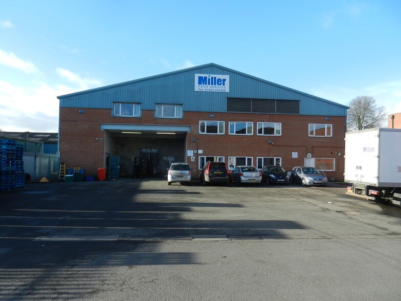 Primary Photo Of Hospital Fields, York Service For Lease