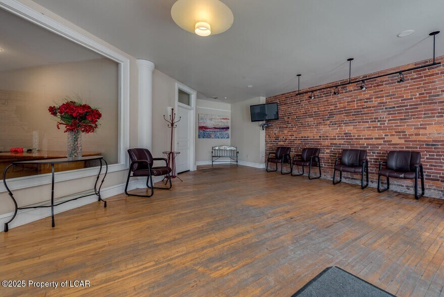 More Photos Of 135 N Main St, Pittston General Retail For Lease