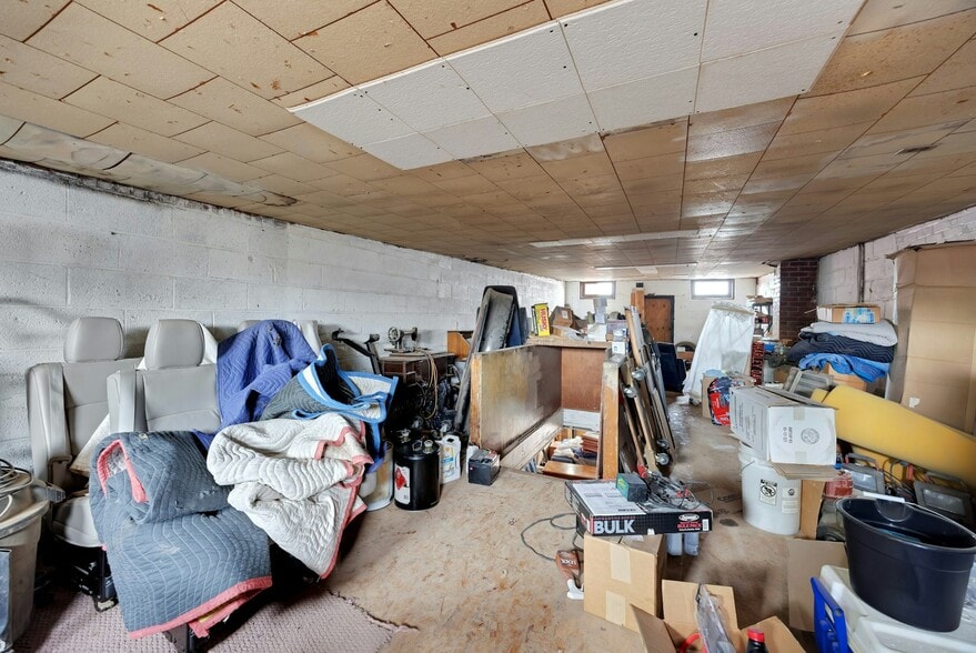 More Photos Of 18 McDermott Pl, Bergenfield Industrial For Sale