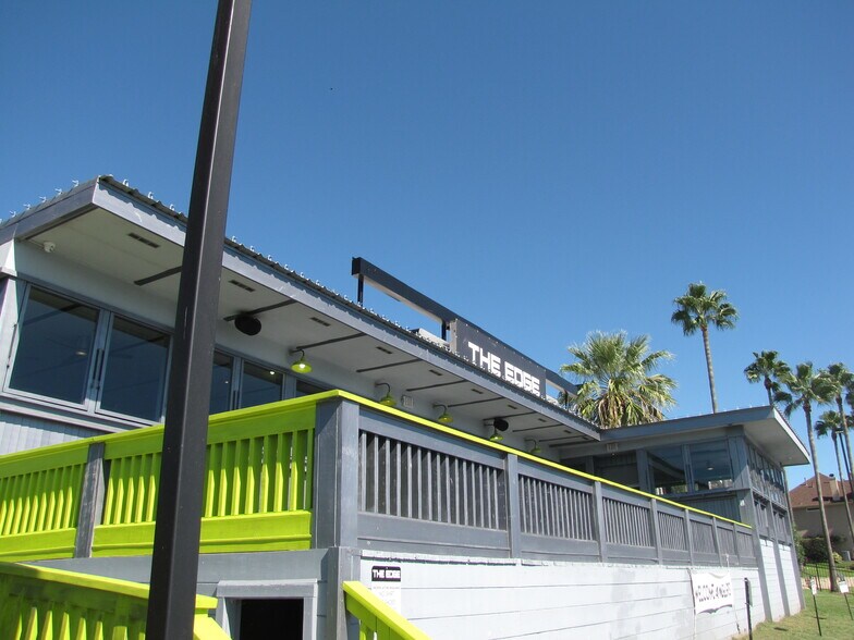 More Photos Of 15659 Marina Dr, Montgomery Restaurant For Sale